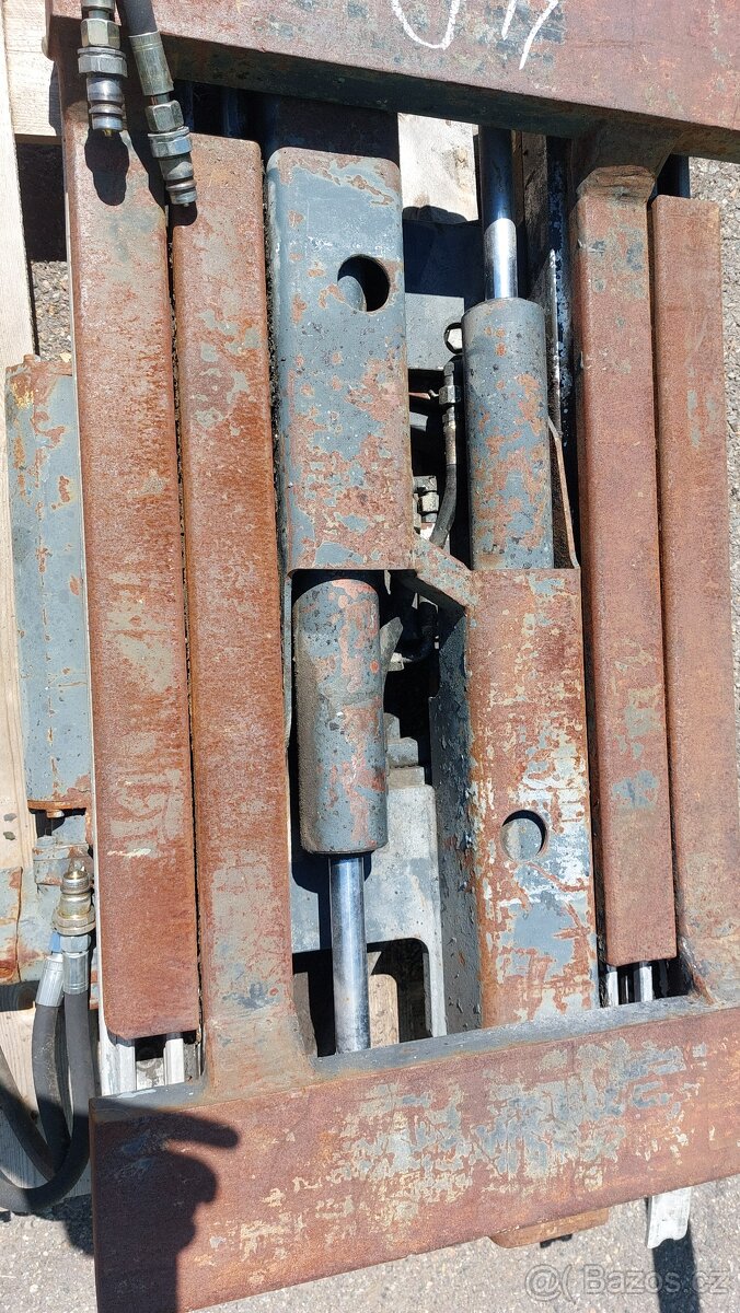 Otočné zařízení pro VZV - 3