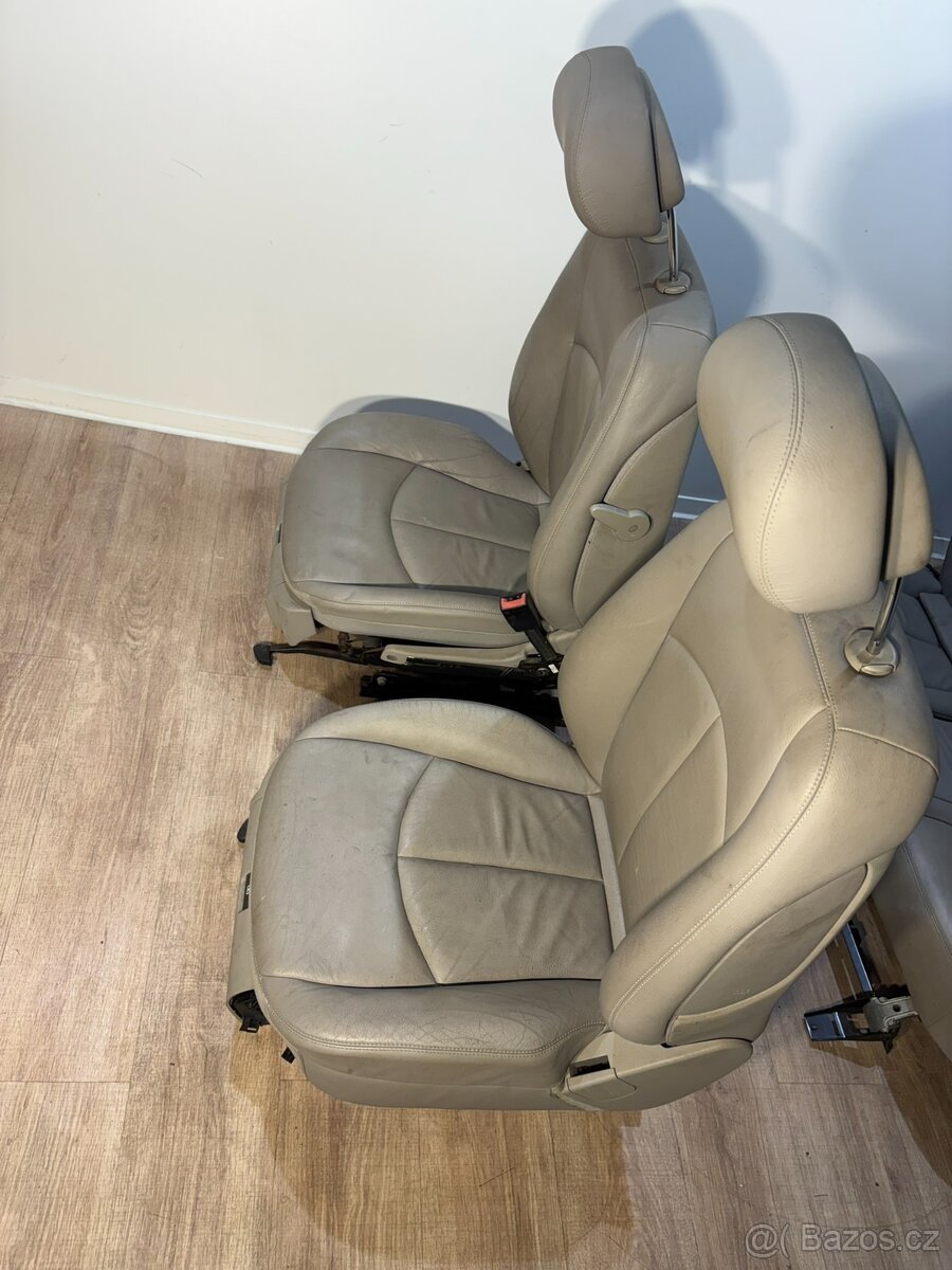 /// Sedačky Mercedes Benz W211 combi 2006 /// - 3