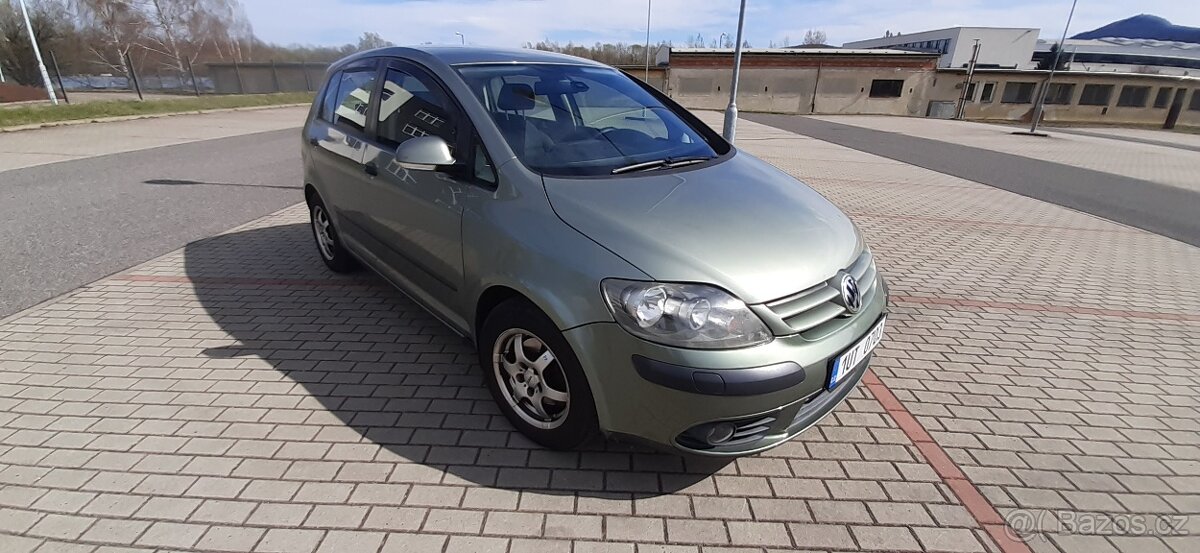 Volkswagen Golf Plus 1.6i - 3