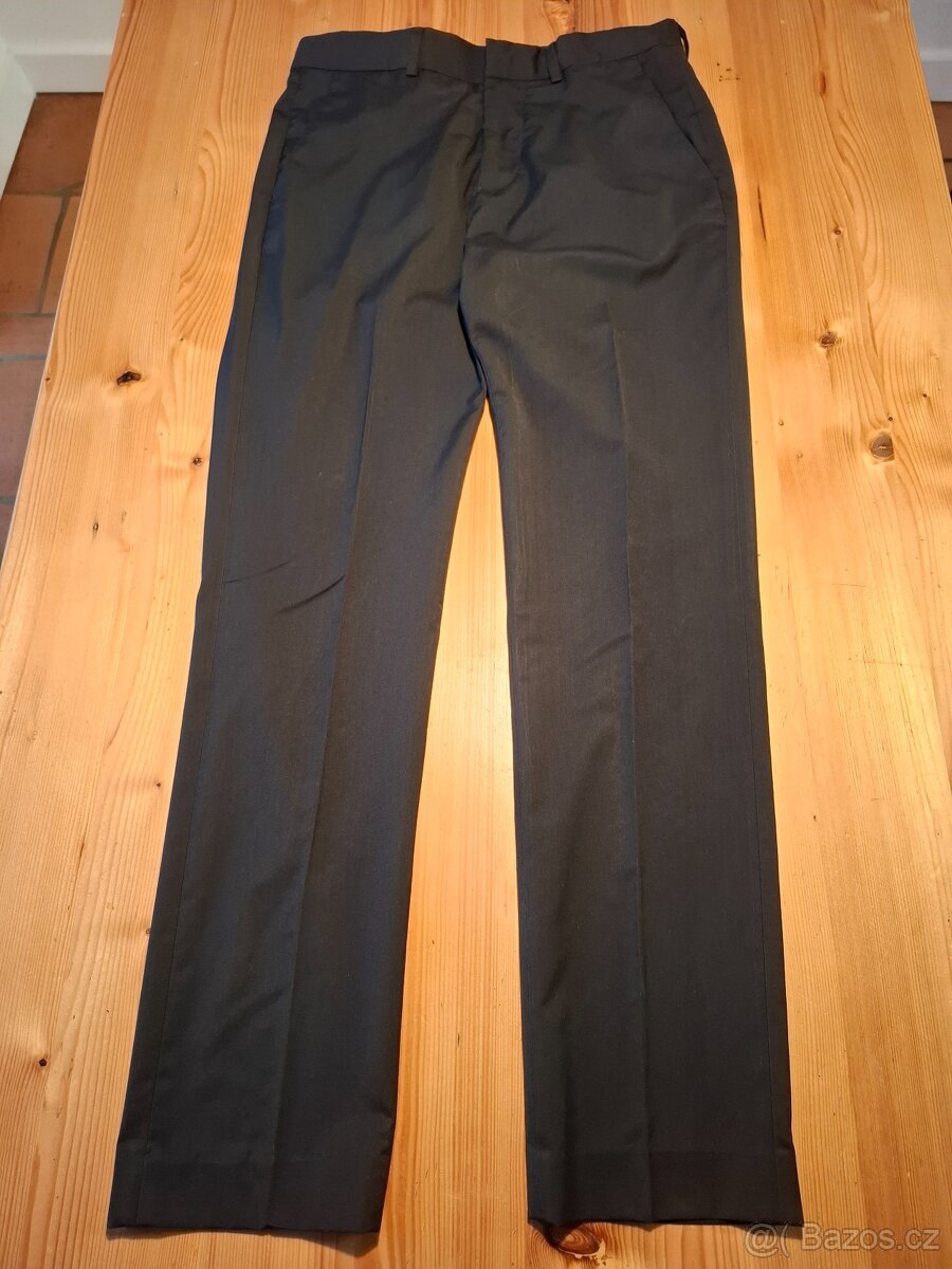 Chlapecký oblek vel. 46 (175 cm) - 3