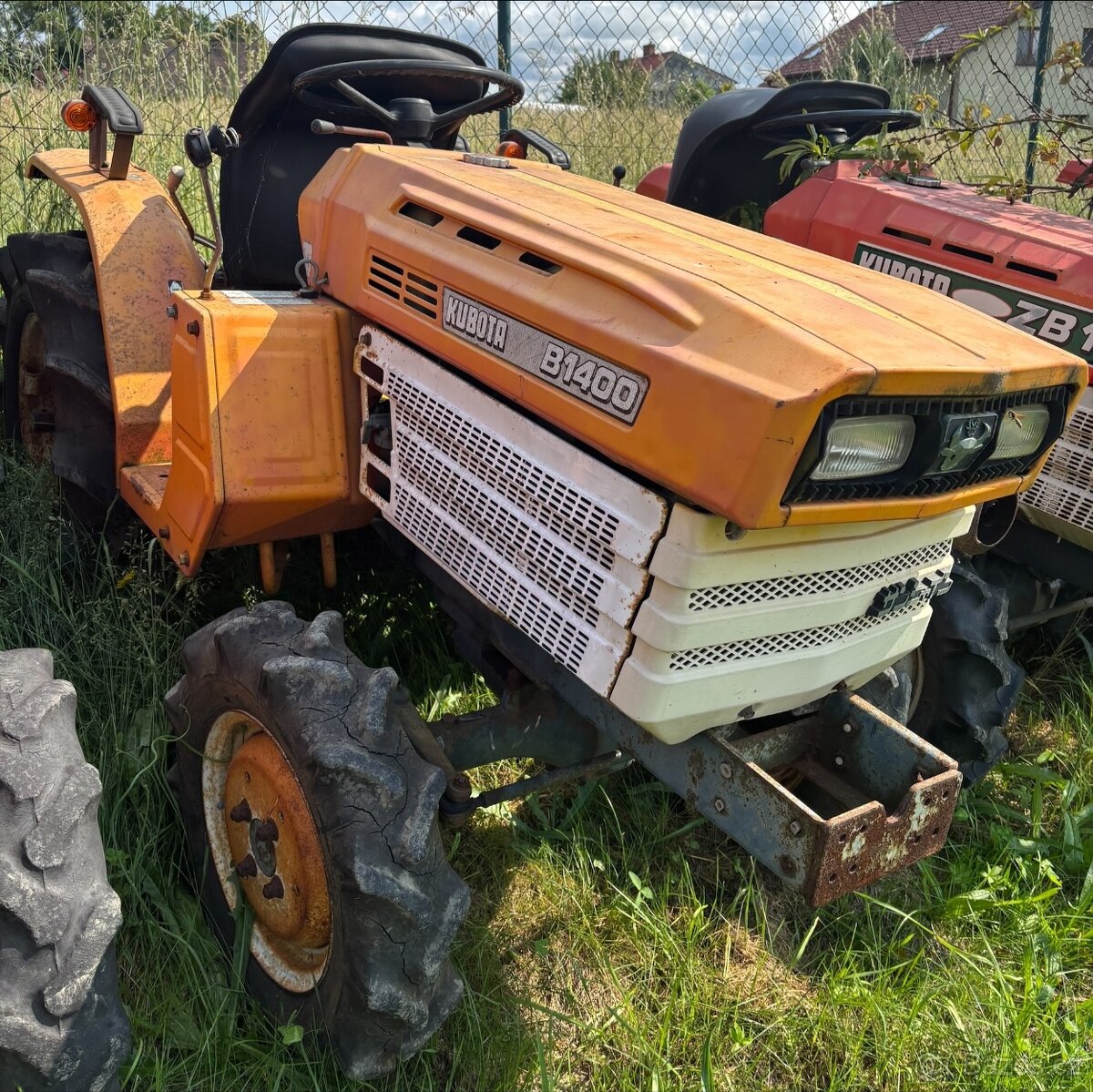 TRAKTOR KUBOTA - 3