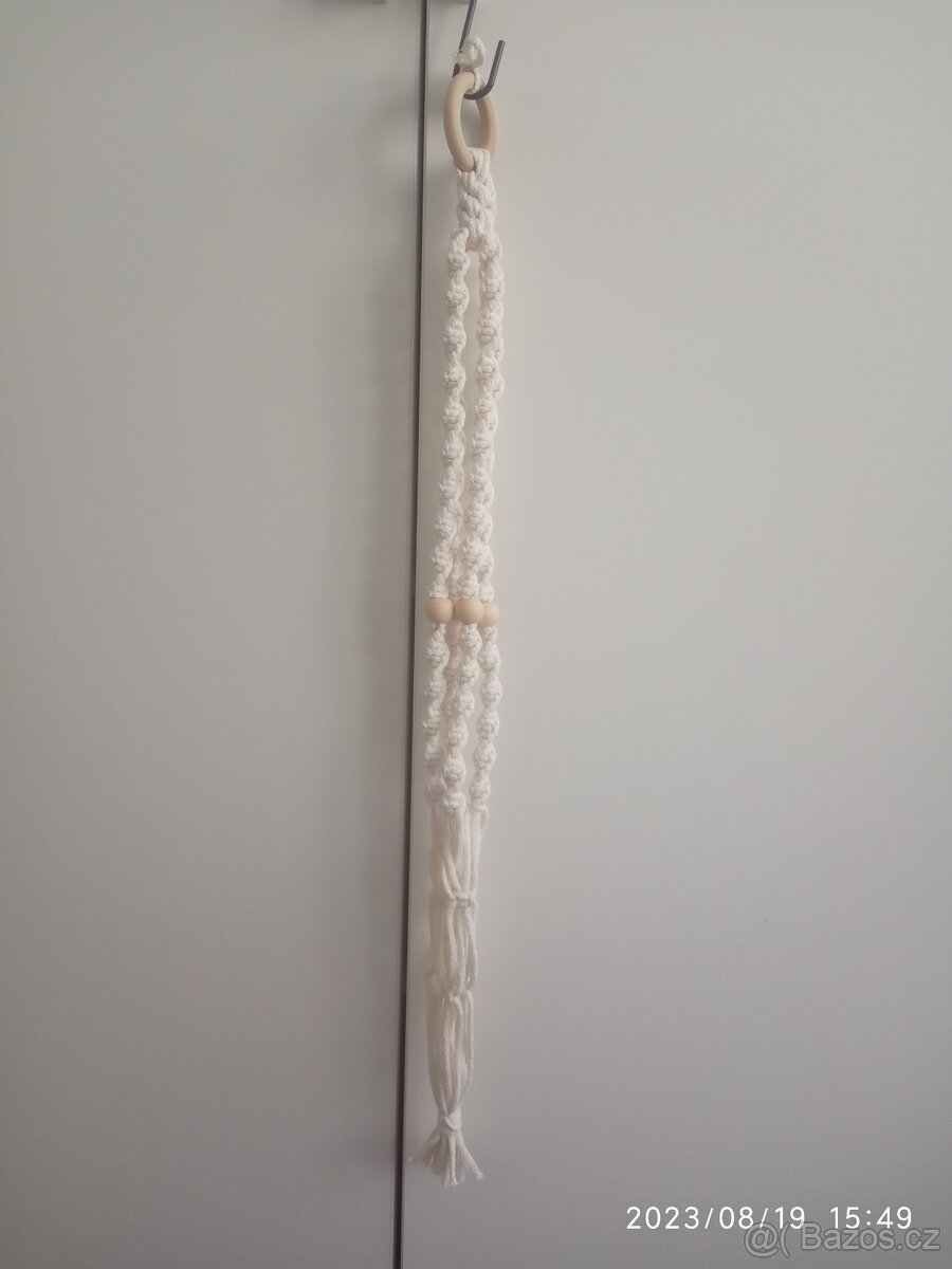 Závěs na květiny macramé - 3