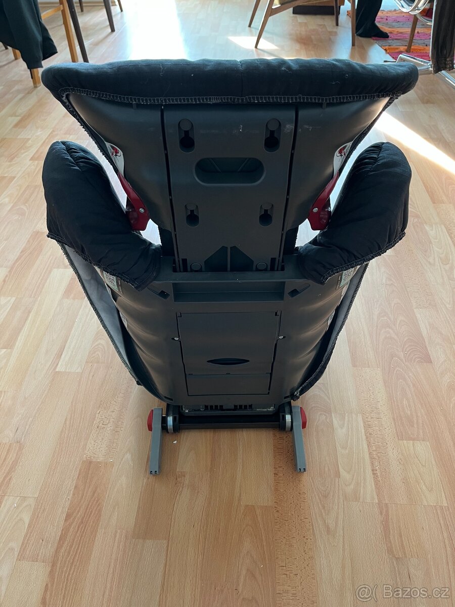 Britax Römer KIDFIX s ISOFIXEM typ MAX - 3