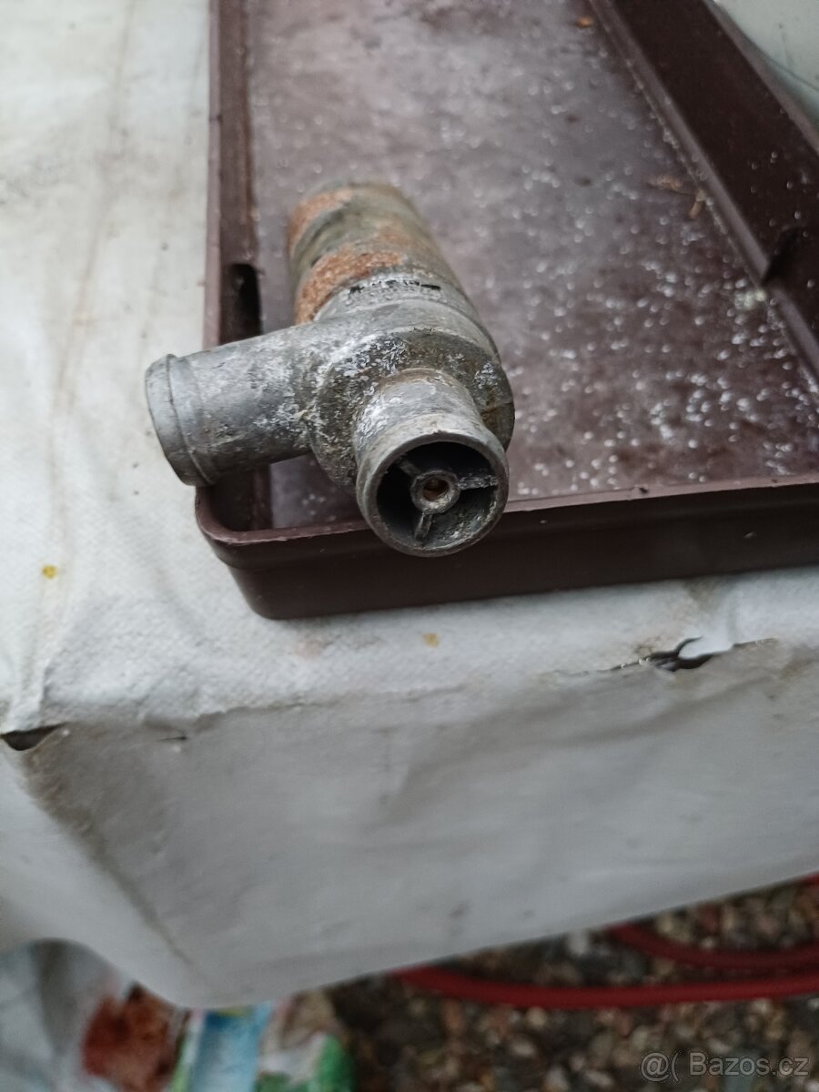 ventil volnoběžných otáček - 3