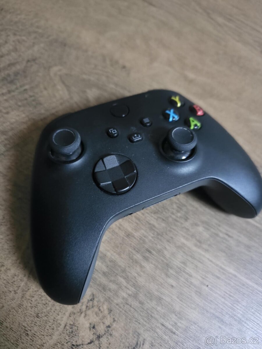 Prodám Xbox Series X - 3
