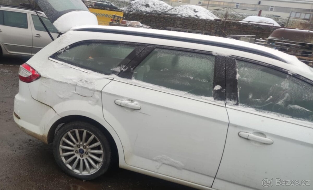 Ford Mondeo 1.6i - 3