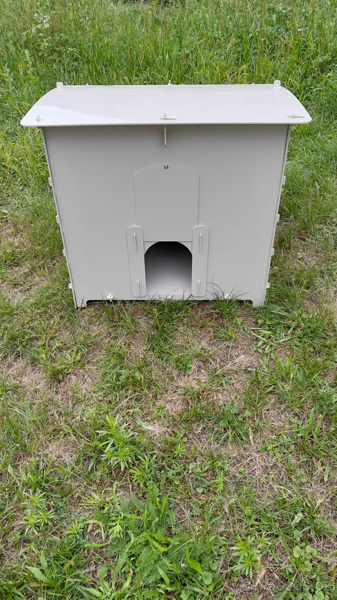 Plastový kurník - 3