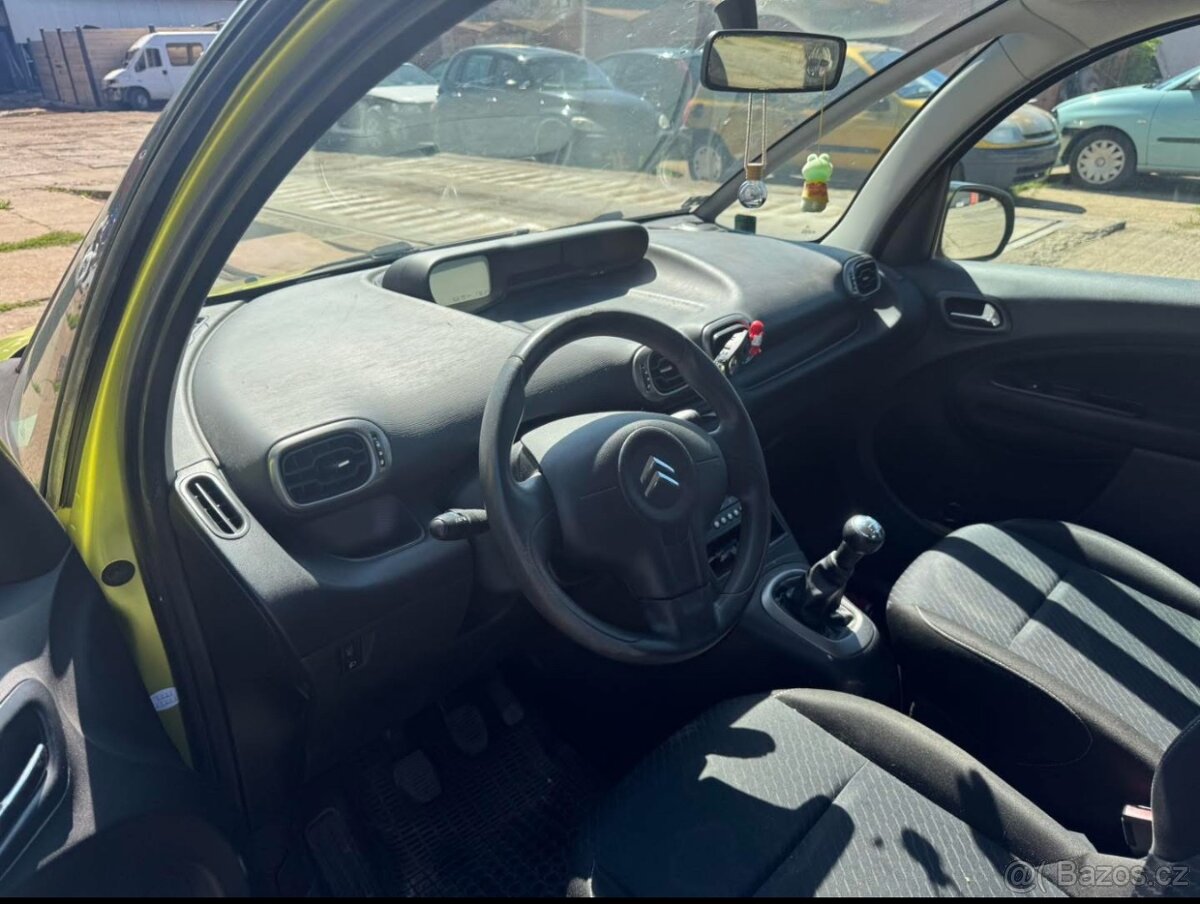 Citroen C3 Picasso 2009 na náhradní díly ND - 3