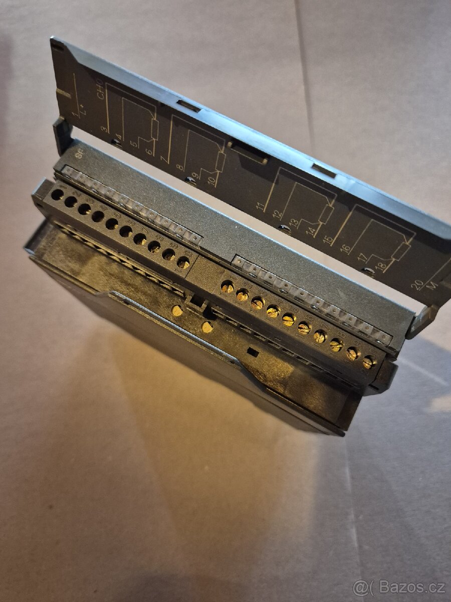 S7-300 Analogový výstup SM 332 - 3