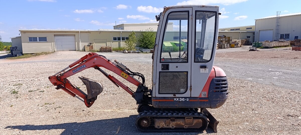 Prodám minibagr Kubota - 3