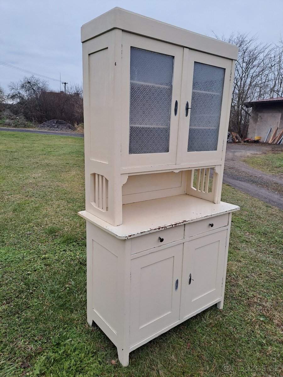 babiččin kredenc na chalupu č.2 - krásný - 3