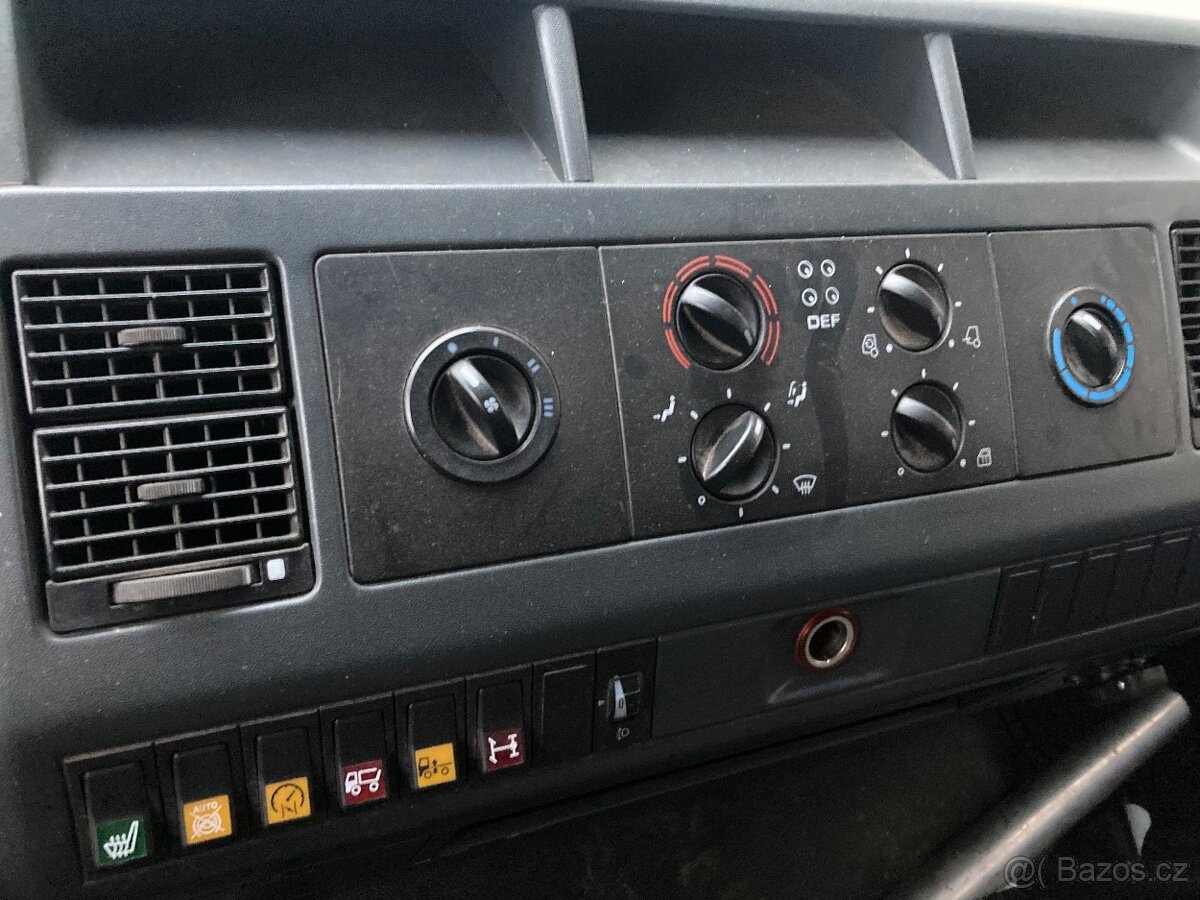 MAN 8.220 kontejner - 3