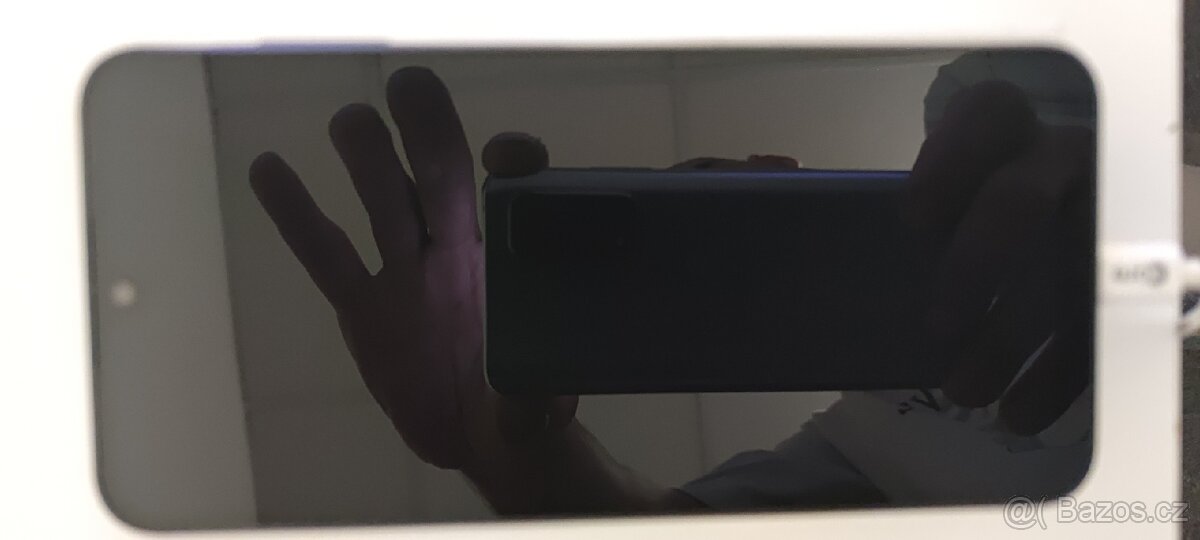 Mobilní telefon Samsung A16 - 3