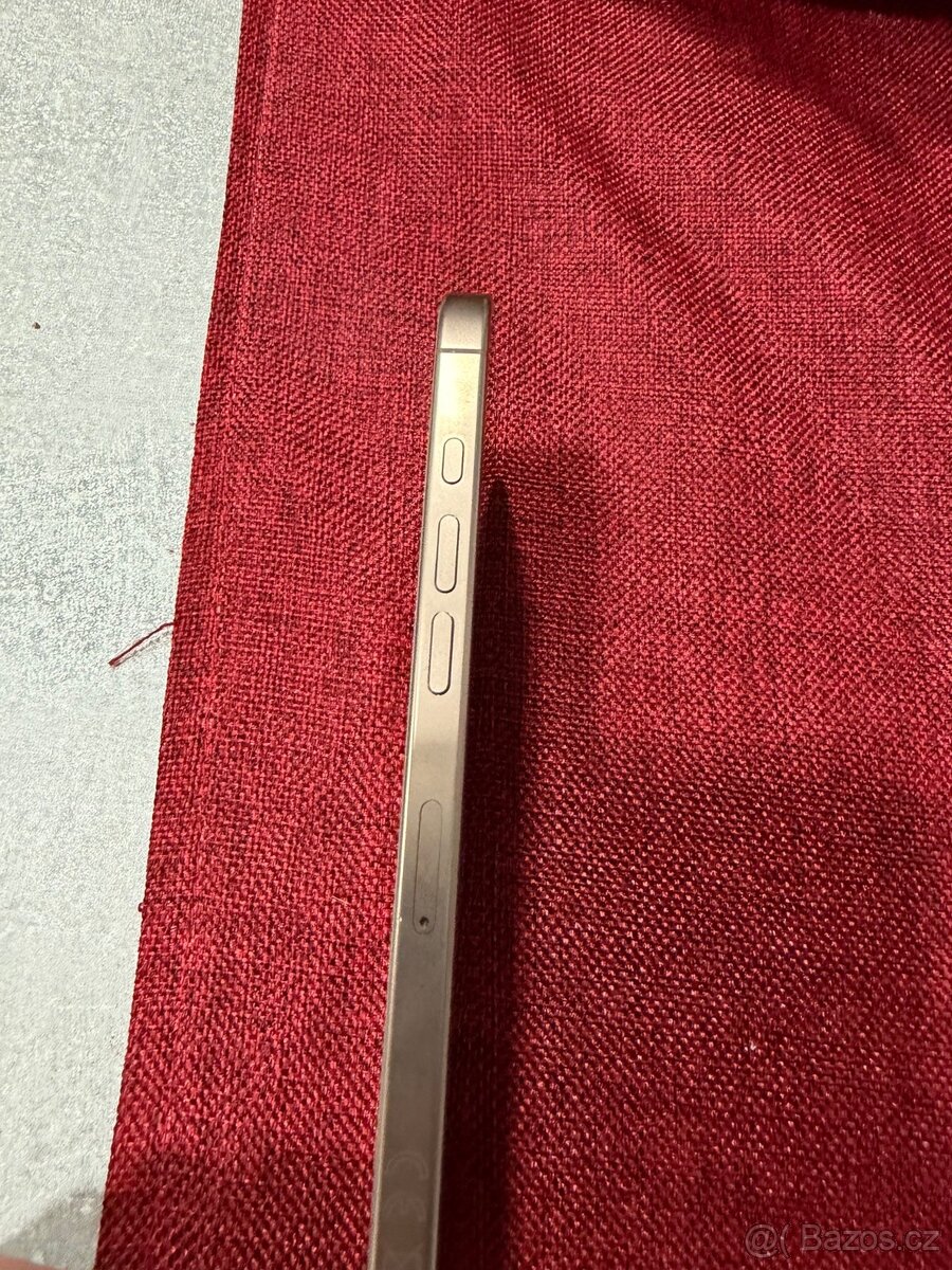 16 Pro Max gold 256 GB top stav - 3