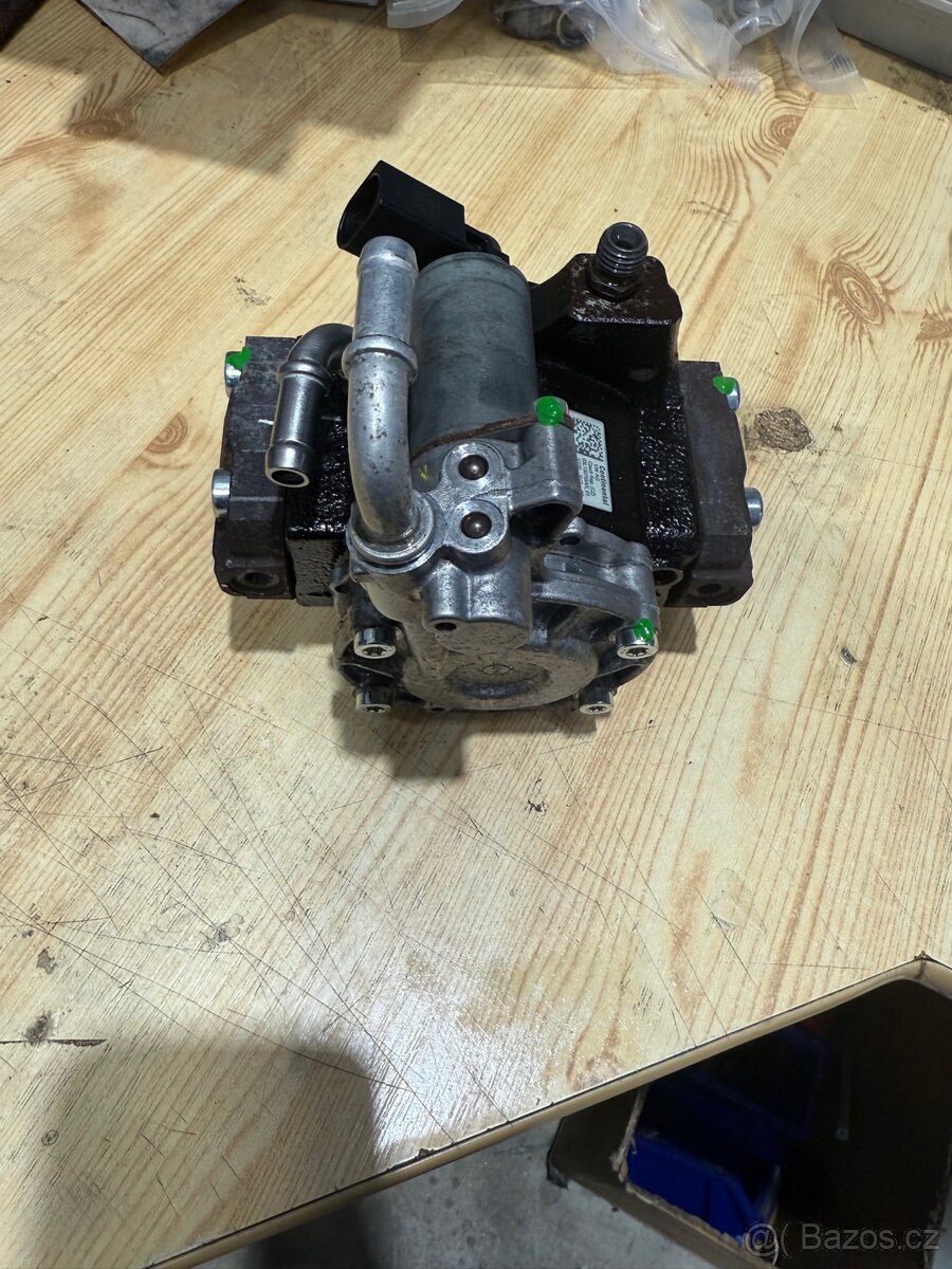 Vstřikovací čerpadlo 1.6TDI 03L130755AH - 3