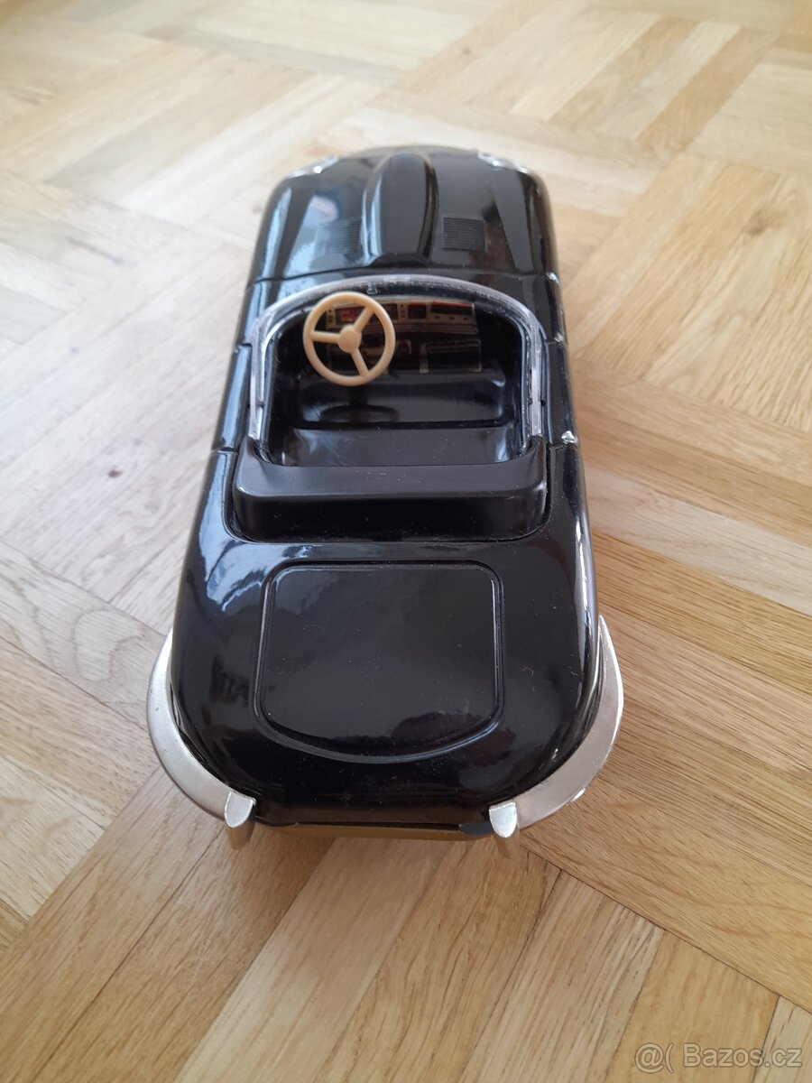 Plechová retro hračka se setrvačníkem - Jaguar etype - 3