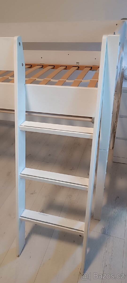 Vyvýšená dětská postel - 3