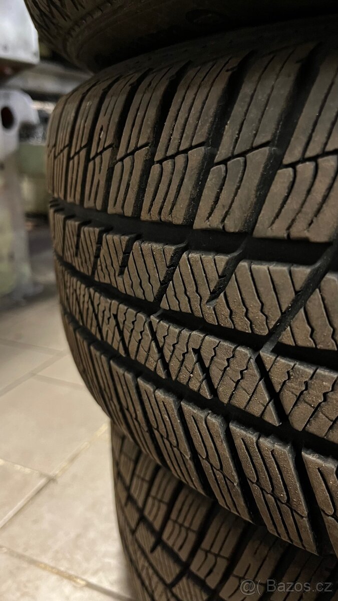 Zimní sada 205/55 R16 - 3