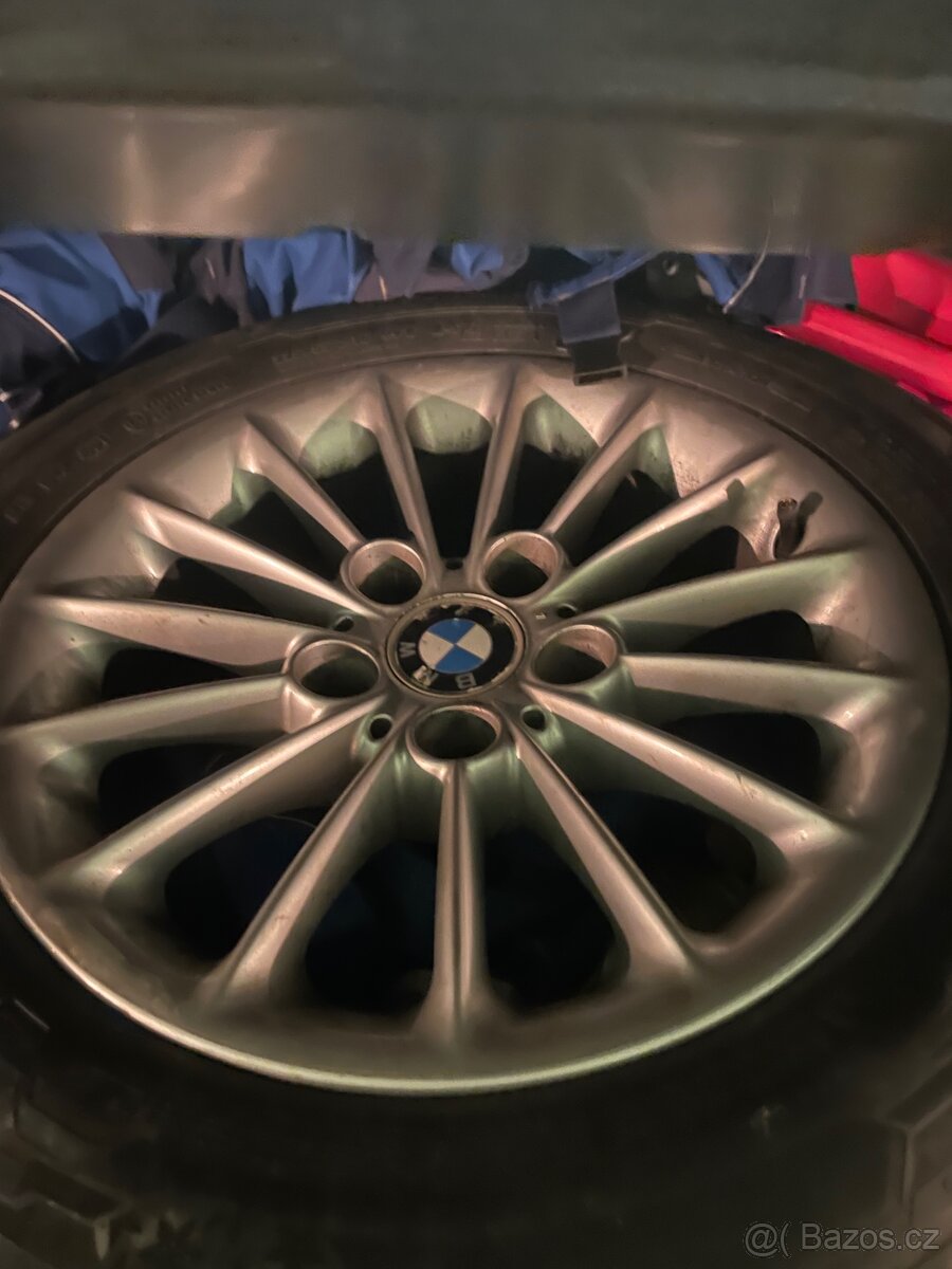 Kusovky rezervy Bmw - Ruzne druhy - 3