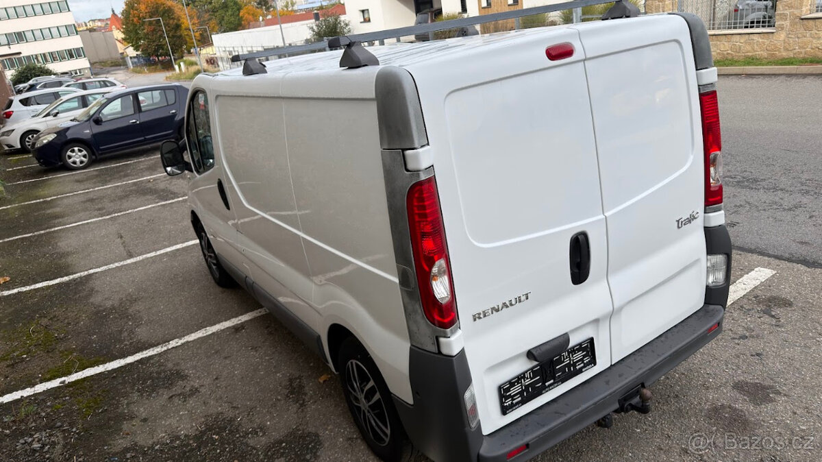 Renault Trafic 2.0 dCi 115, 84kW rok 2012 - 3