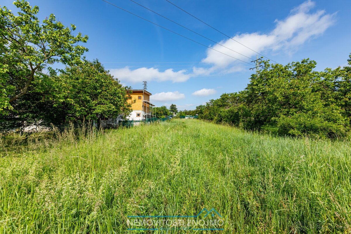 Prodej zahrady 810m2 s možností stavby do 50m2, k.ú. Dobšice - 3