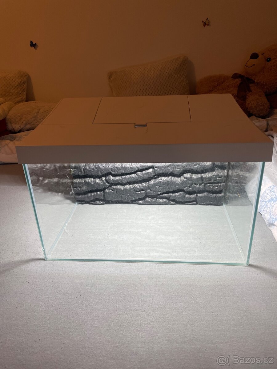 Plně vybavené akvárko - 3