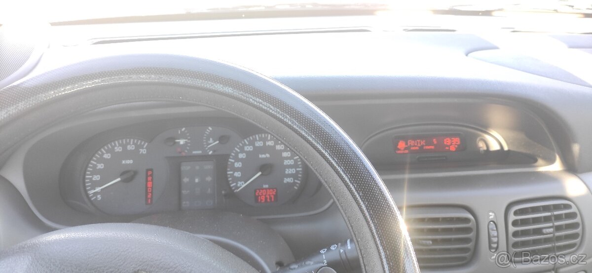 Prodej Renault Scénic - 3