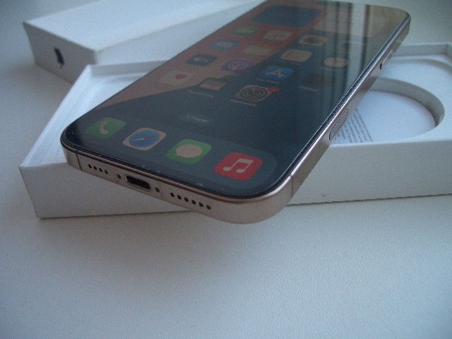 APPLE IPHONE 16 pro max 256GB - 3