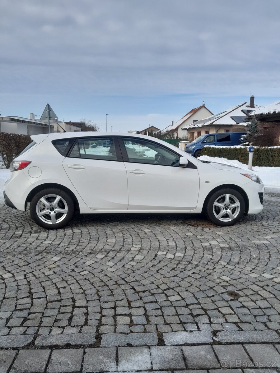Mazda 3 1.6 77kw benzin - 3