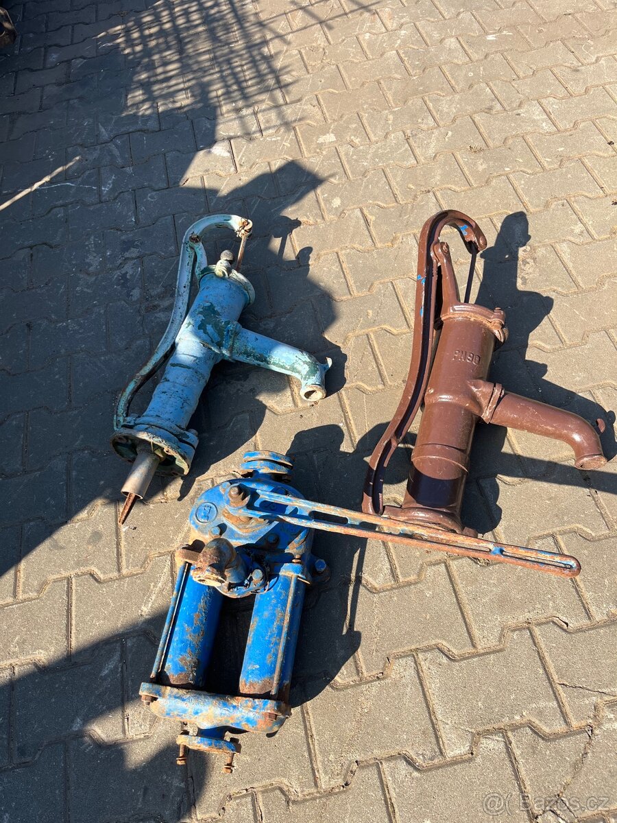 Ruční litinová pumpa Sigma - 3