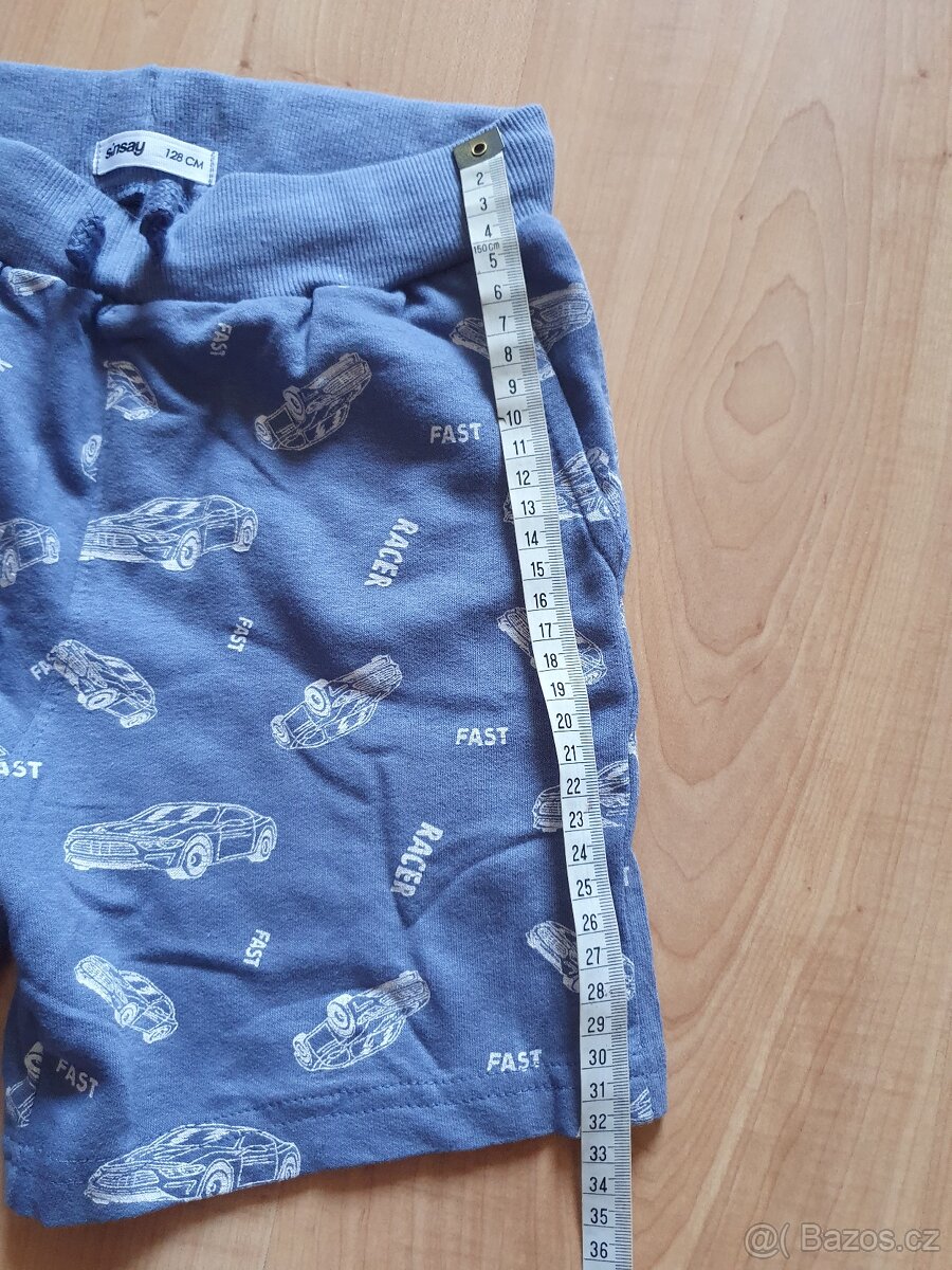 Nové teplákové tmavě modré kraťasy šortky sinsay v.128 s aut - 3