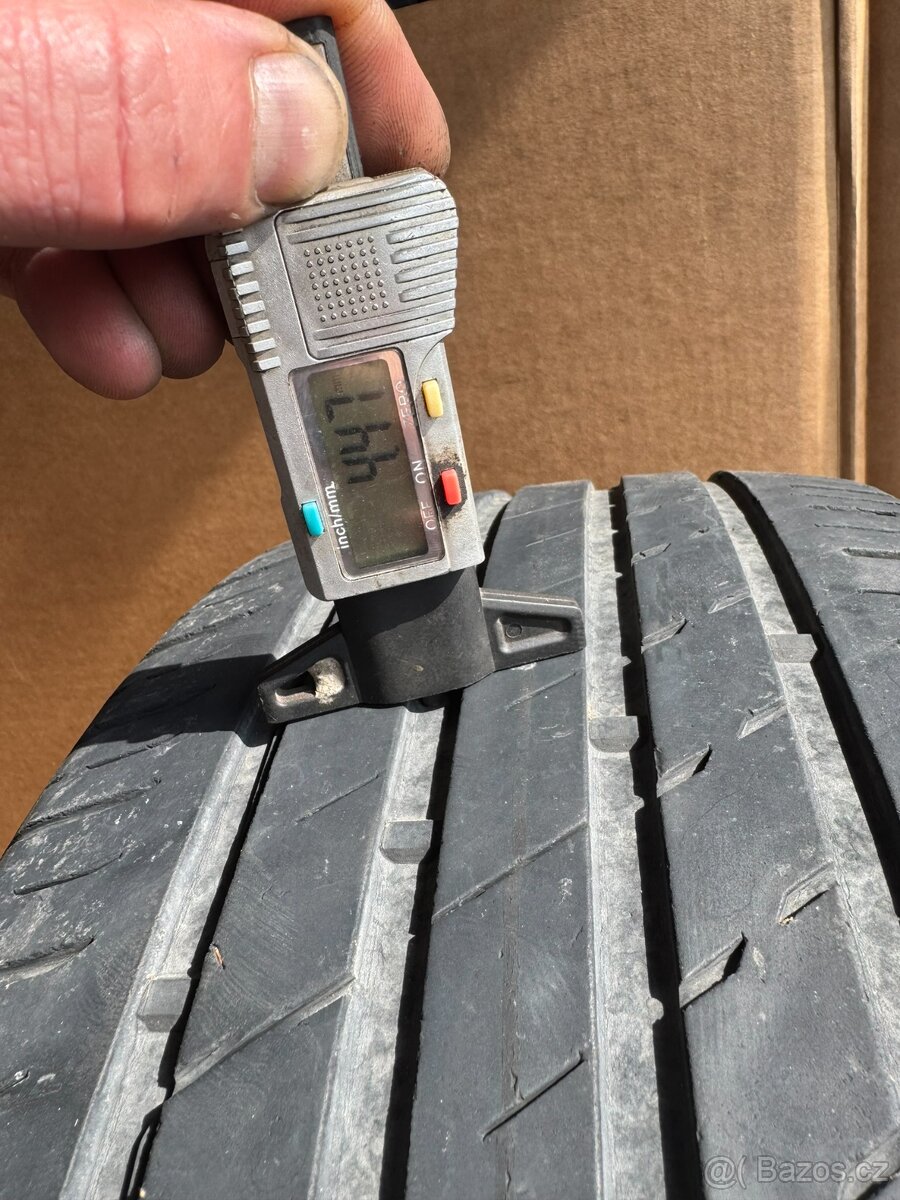 pneu gumy kola 225 55 r16 letni - 3