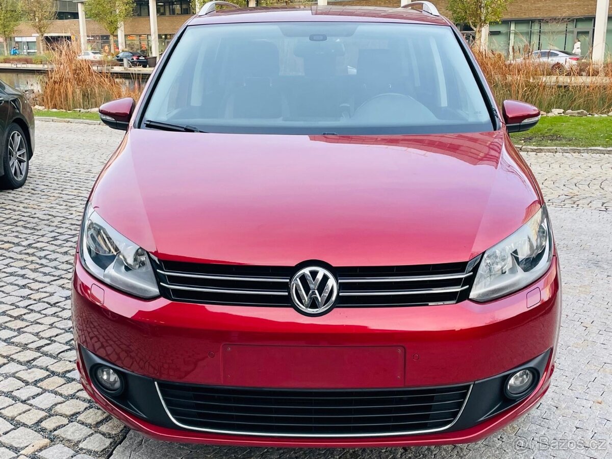 Volkswagen Touran 1.4TSI MANUÁL 7MÍST VÝHŘEV SERVISKA - 3