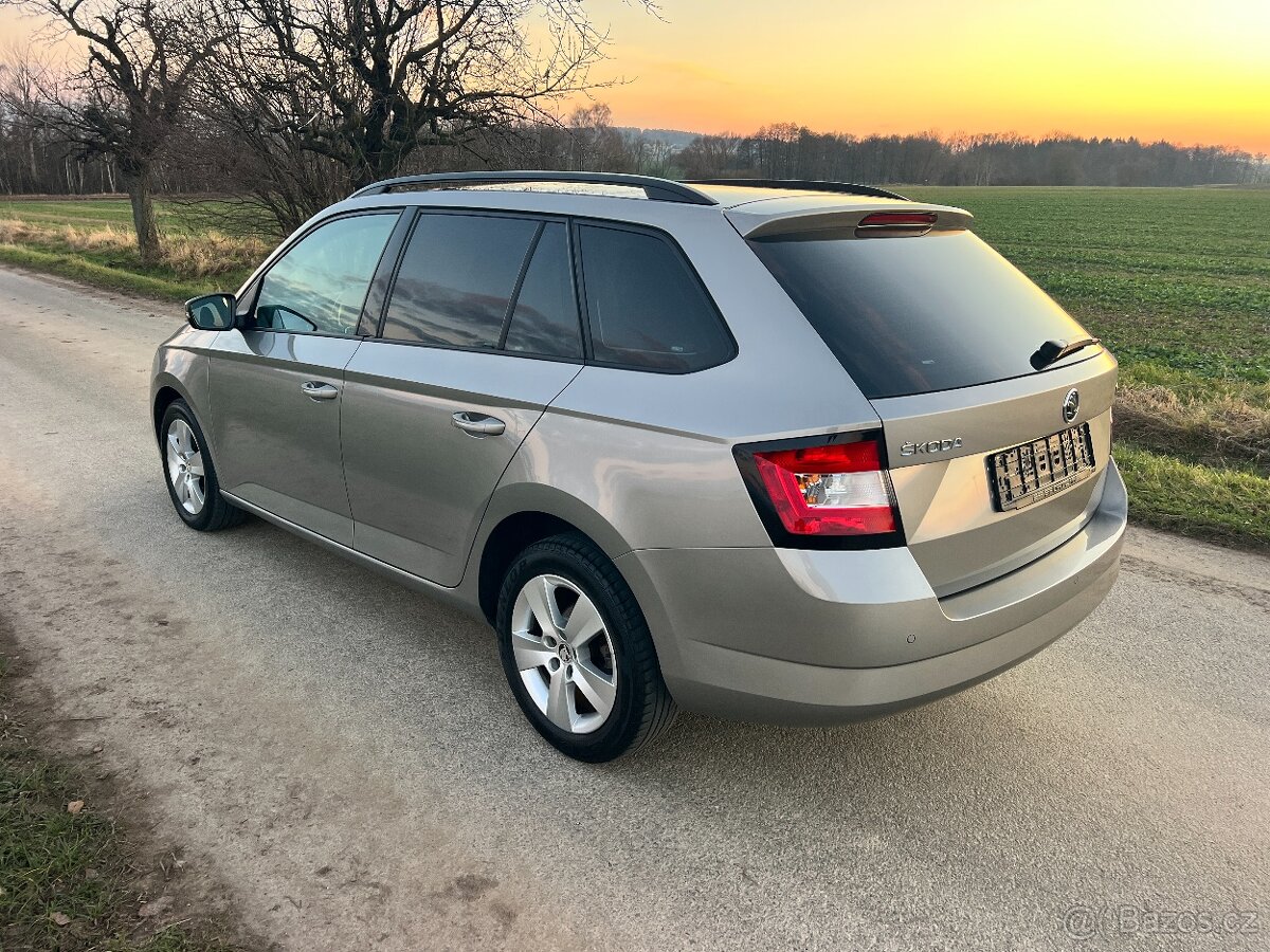 ► ŠKODA FABIA 1.2TSI 81KW 6RS PANORAMA-LED-KAMERA-TAŽNÉ - 3