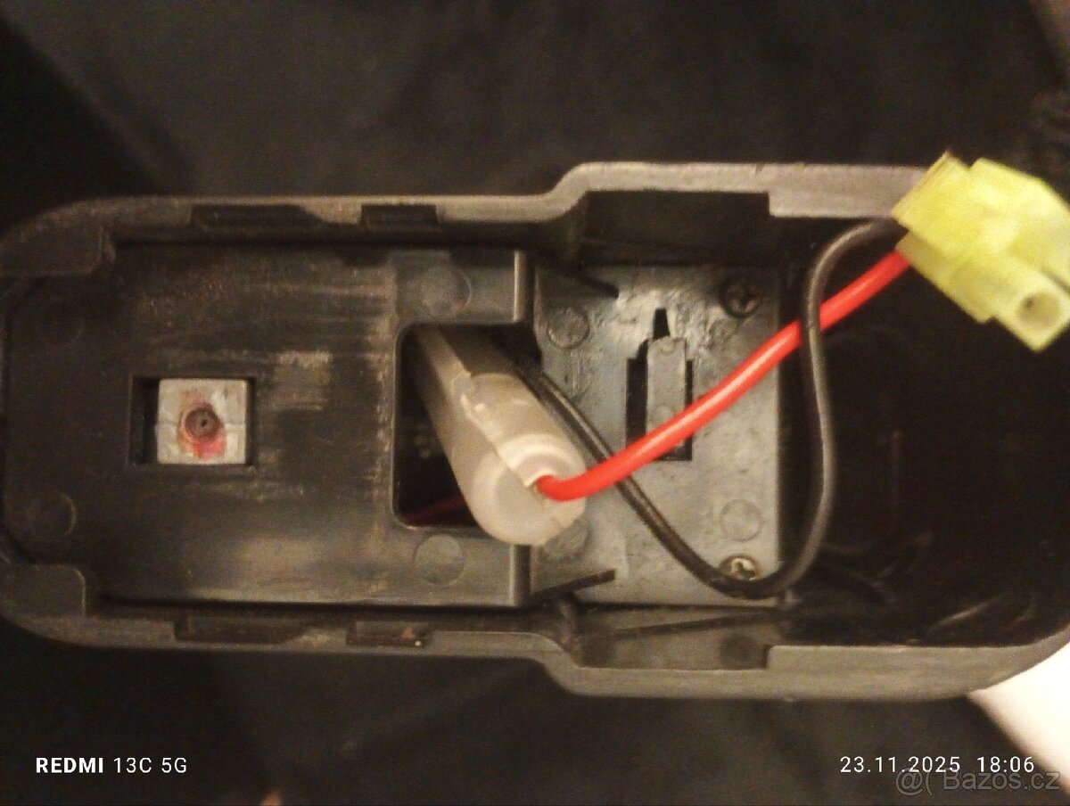 Airsoft samopal P90 FN herstral - 3