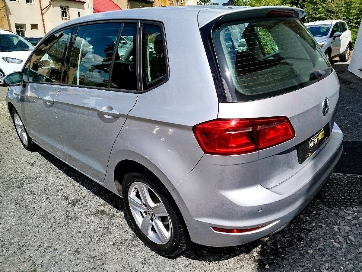 VW Golf SPORTSVAN 2.0 TDi 110kW, r.v.7/2014,najeto 114.984km - 3