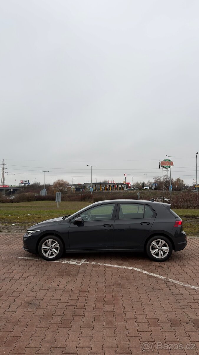 Volkswagen Golf 8 - 3