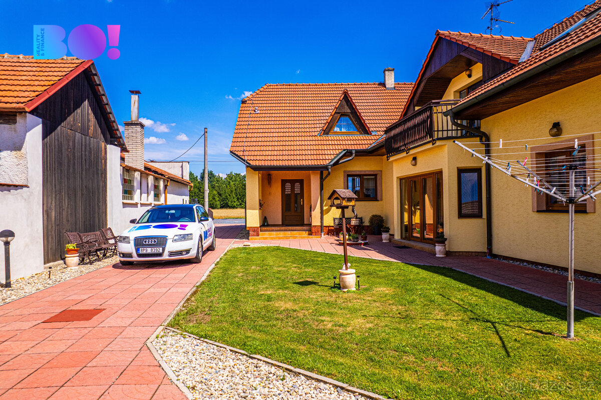 Prodej dvougeneračního rodinného domu, 442 m², pozemek 2 875 - 3