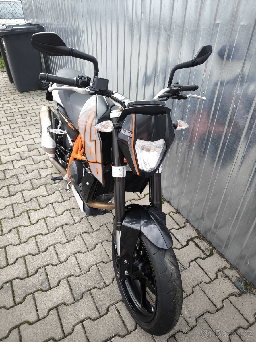 KTM 690 Duke - 3