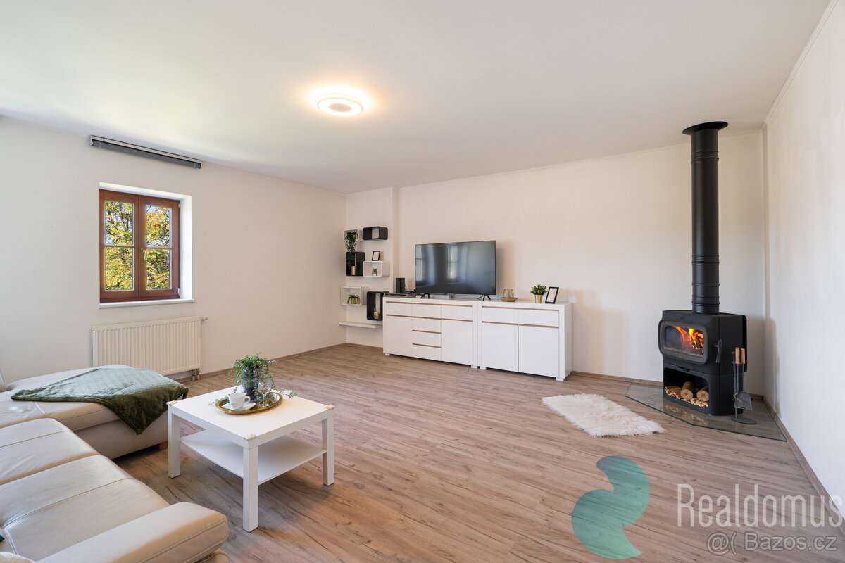 Prodej, rodinný dům s obchodním prostorem, Lipno nad Vltavou - 3