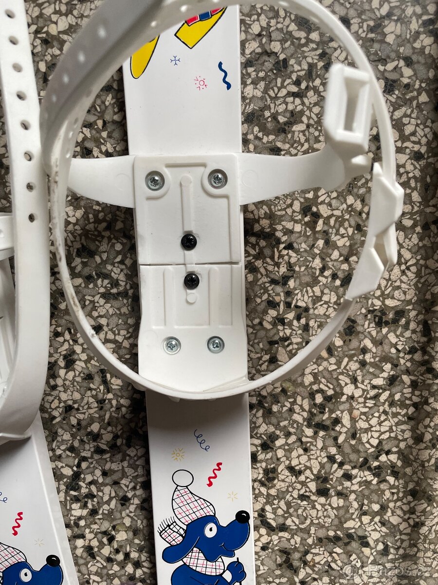 Pvrní dětské lyže Botas jako nové - 3