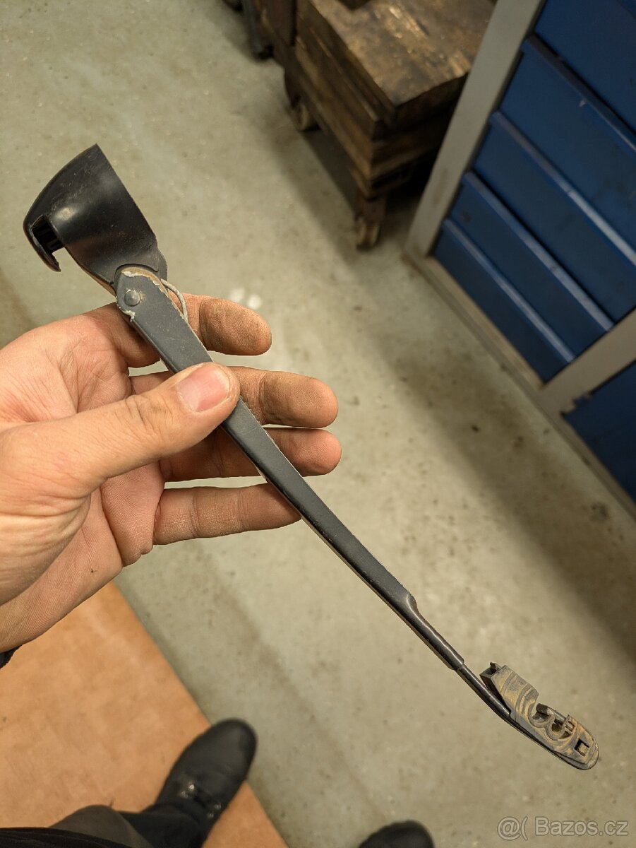 Ramínko zadního stěrače VW 1J6955707A - 3