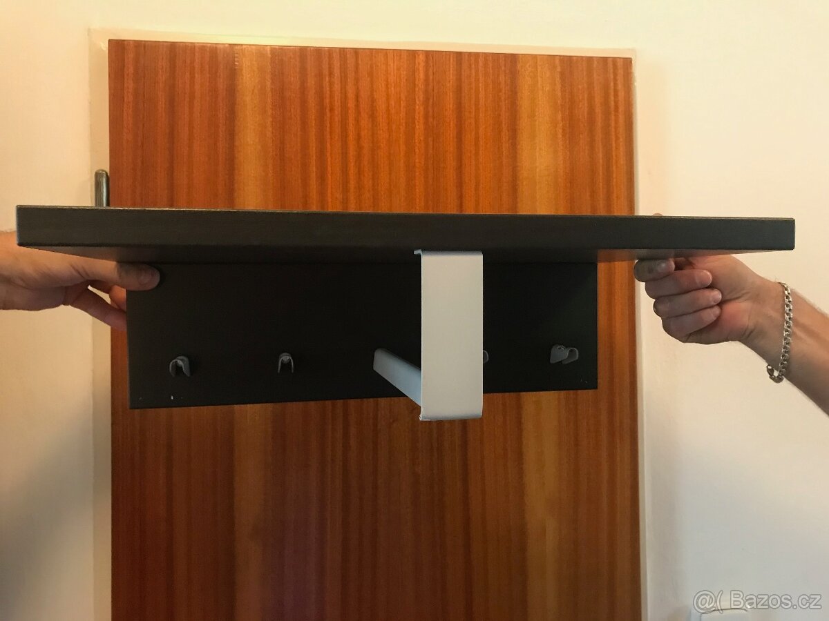 VĚŠÁK NA ZEĎ IKEA - 3