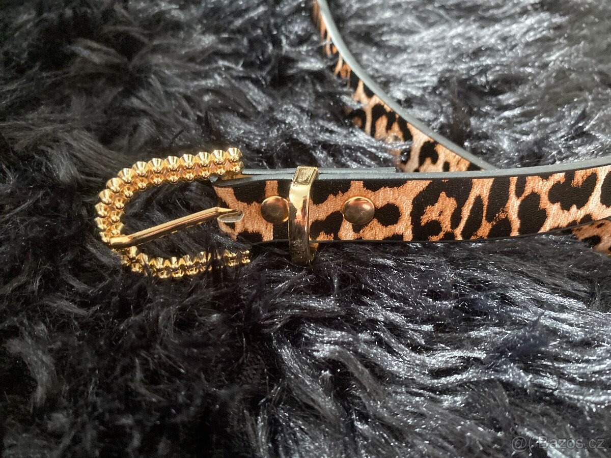 Vintage pásek a sluneční brýle - 3