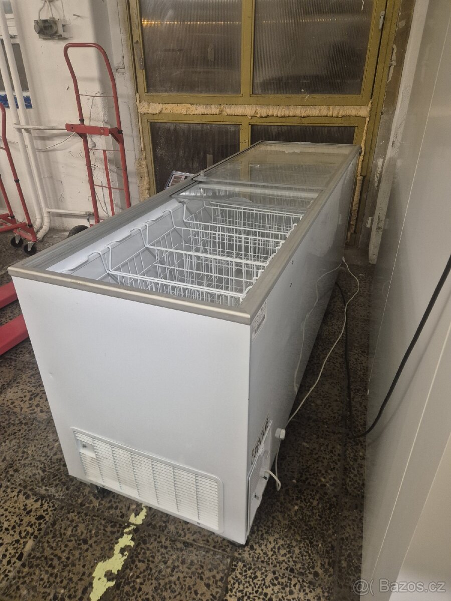 Plně funkční mrazák Tefcold - 3