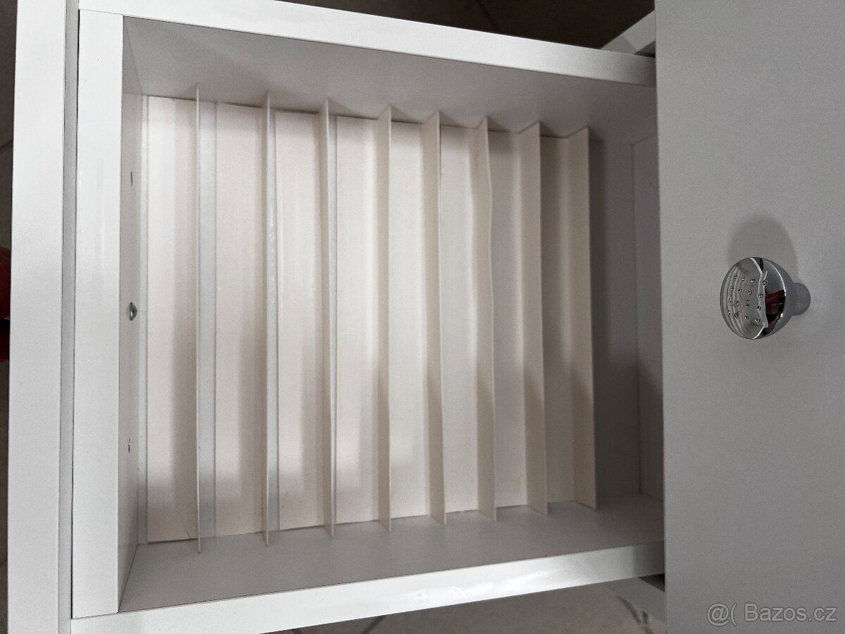 Stul na manikuru - 3