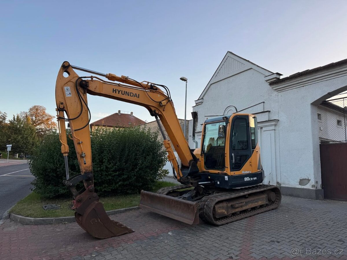 Pásový bagr Hyundai ROBEX 80CR-9A - 3