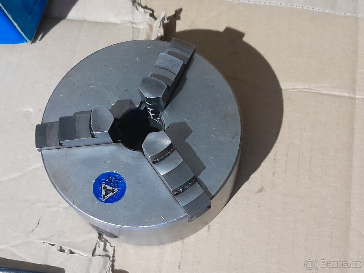 Univerzální sklíčidlo 125/3 TOS - 3