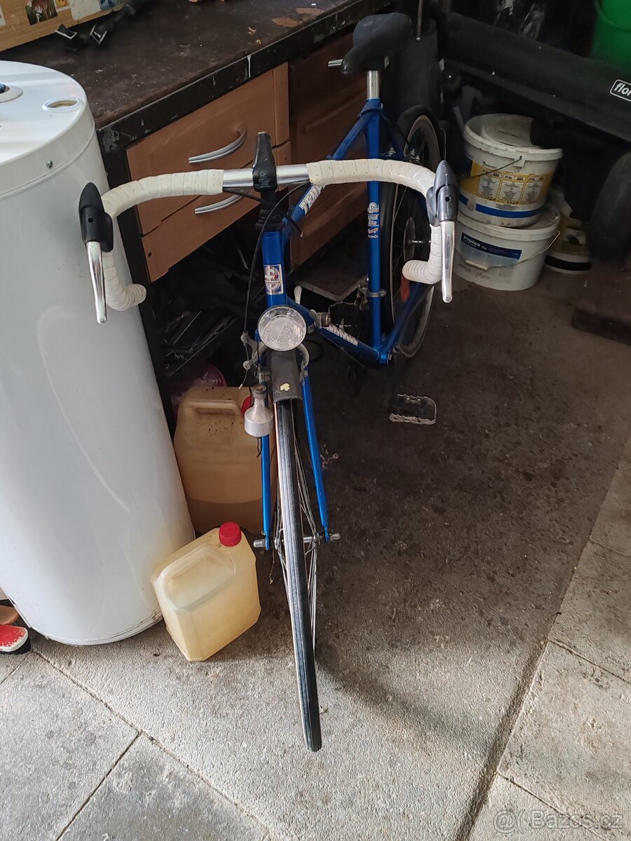 Jízdní kolo favorit - 3