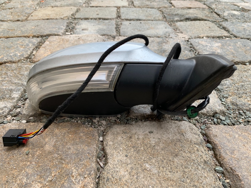 VW PASSAT B6 - 3C - 05-10 - zrcátko PP - LA7W - 3